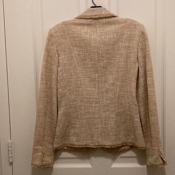 Les Copains Blue Ladies Tan Tweed Chanel Style Jacket. Made in Italy. - Picture 2 of 9